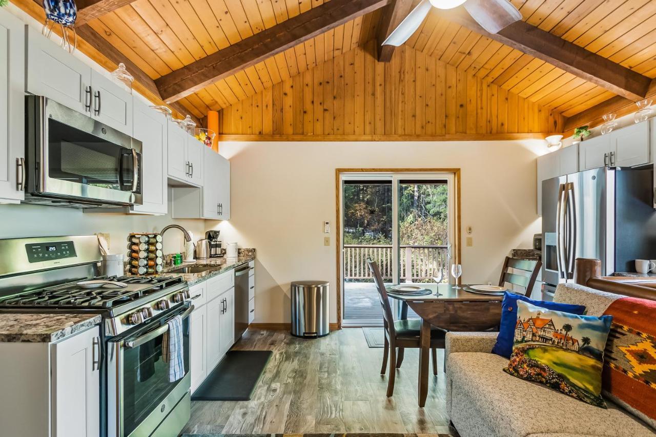 Cozy One Bedroom With Privacy - Community Beach Access Sandpoint Exteriér fotografie